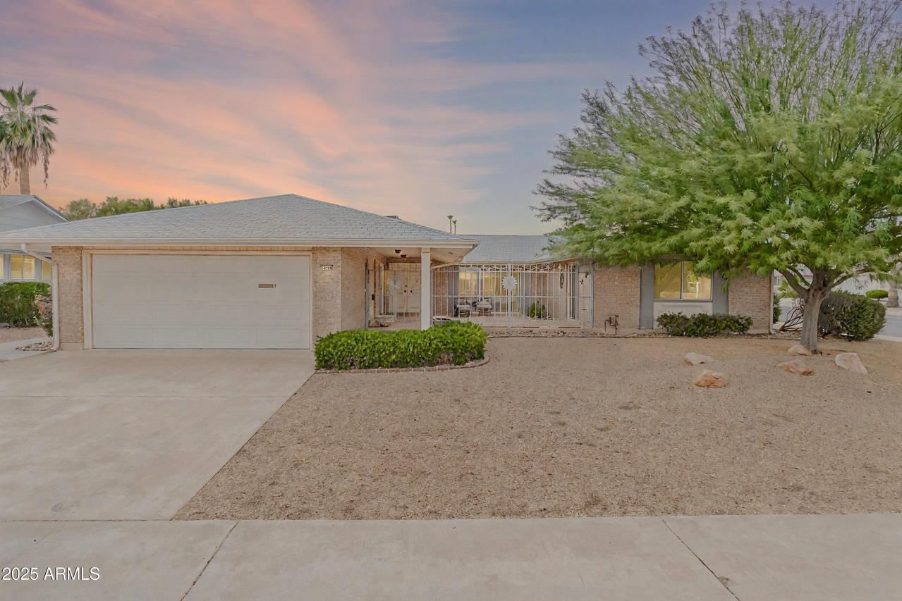 14240 N Crimson Dr., Sun City, AZ 85351