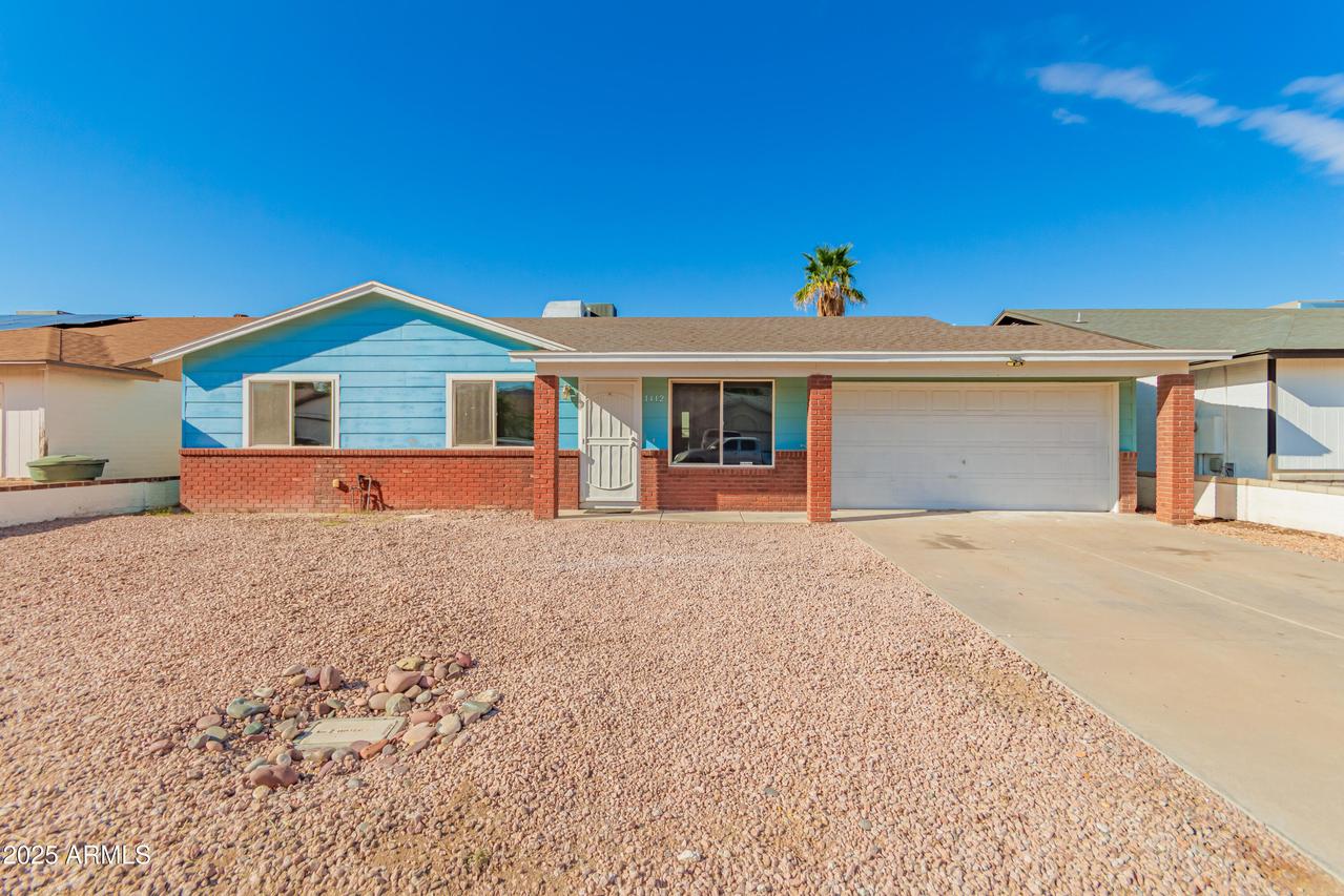 1412 E Carter Rd., Phoenix, AZ 85042