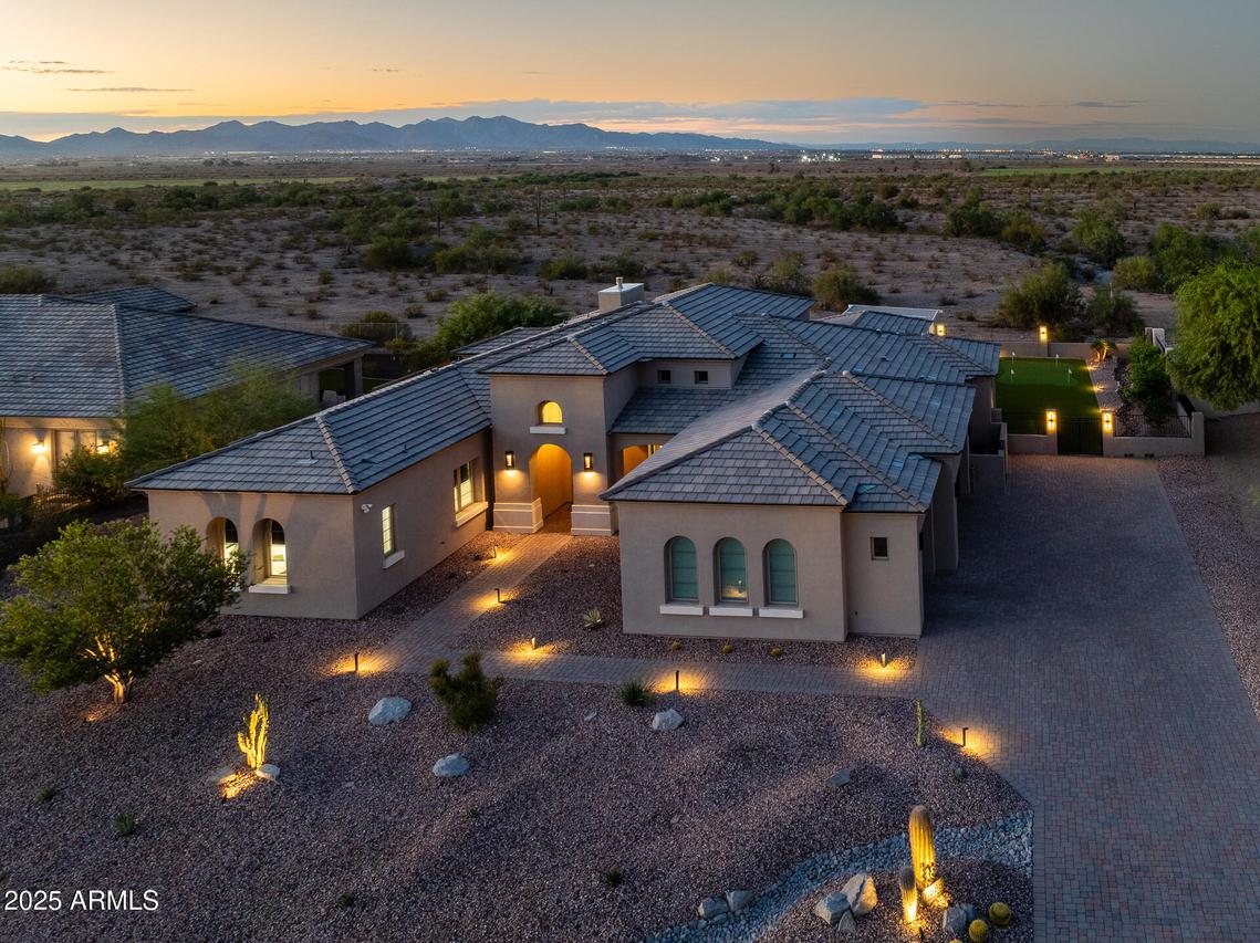17688 W Paseo Way, Goodyear, AZ 85338
