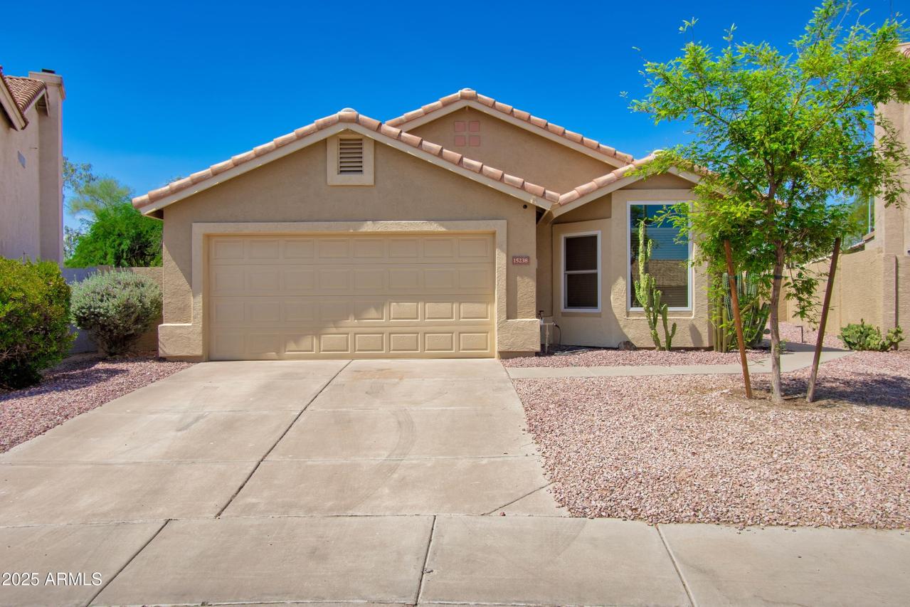 15238 S 42nd St., Phoenix, AZ 85044