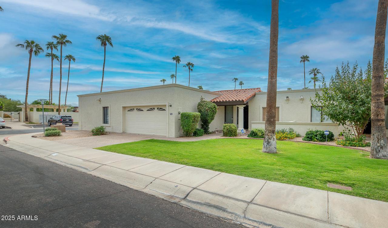 629 E Jeffrey Ave., Phoenix, AZ 85020