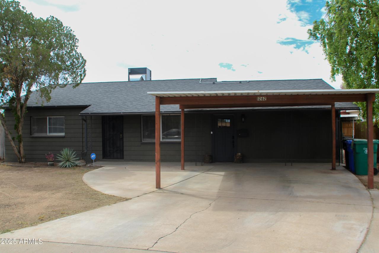 1262 S Jay Cir., Mesa, AZ 85204