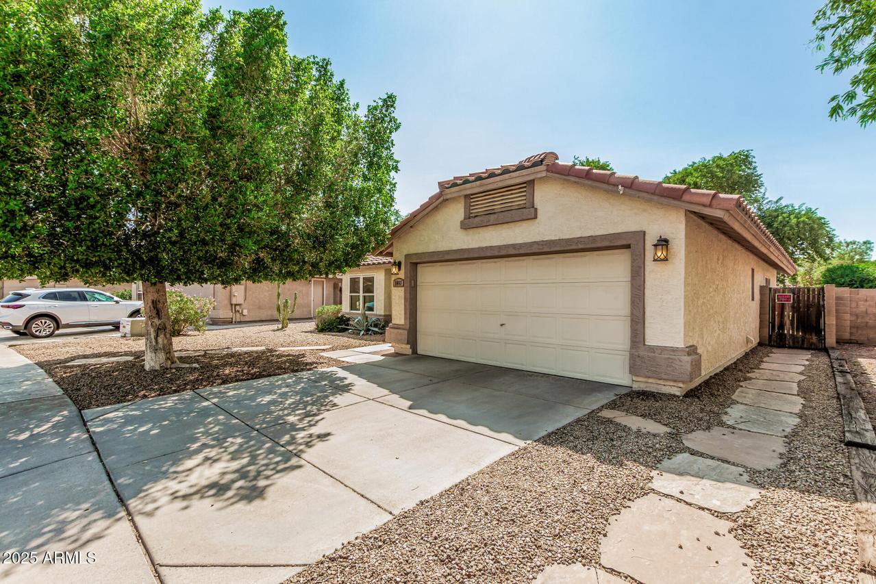 1663 W Boston St., Chandler, AZ 85224
