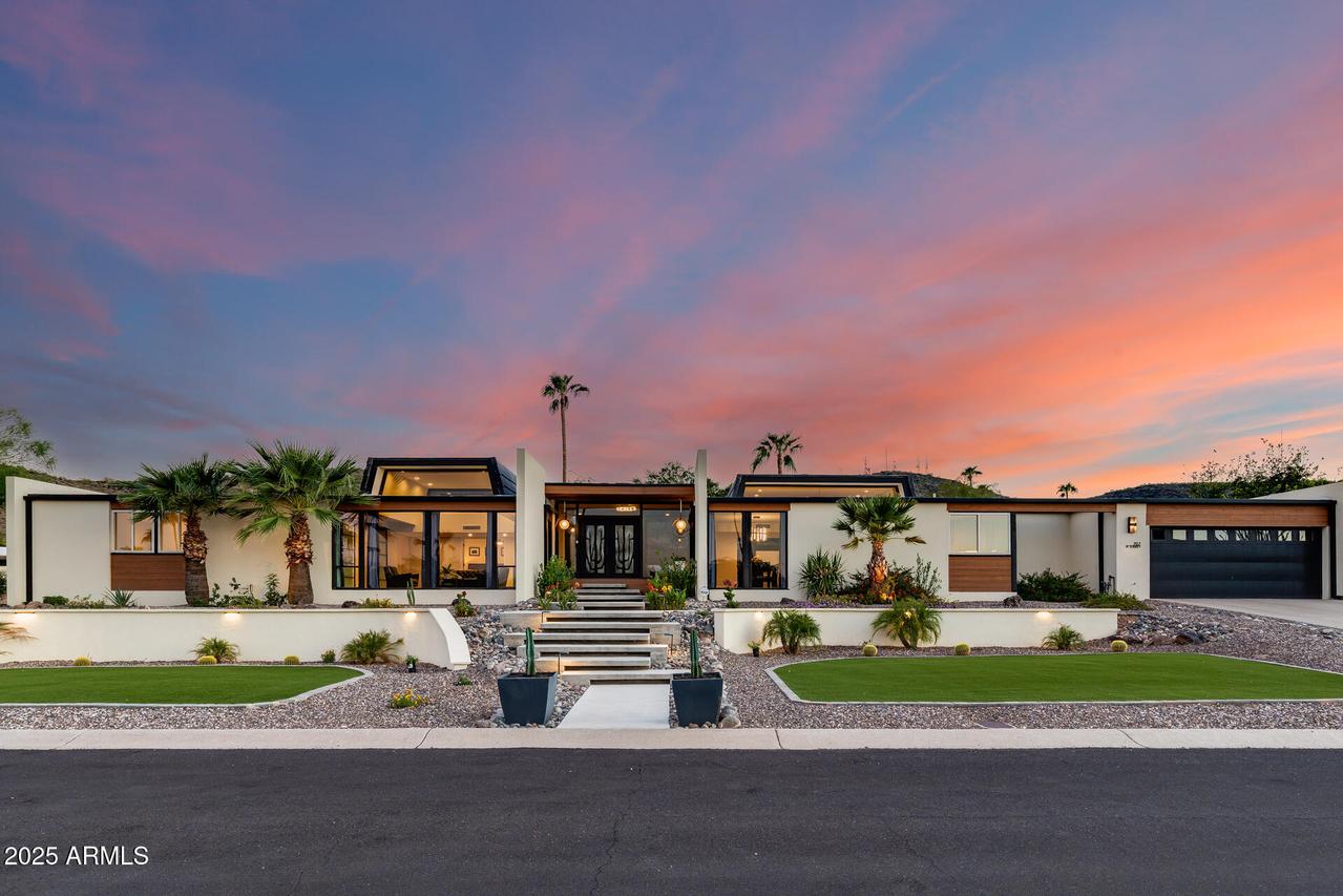 707 W Surrey Ave., Phoenix, AZ 85029