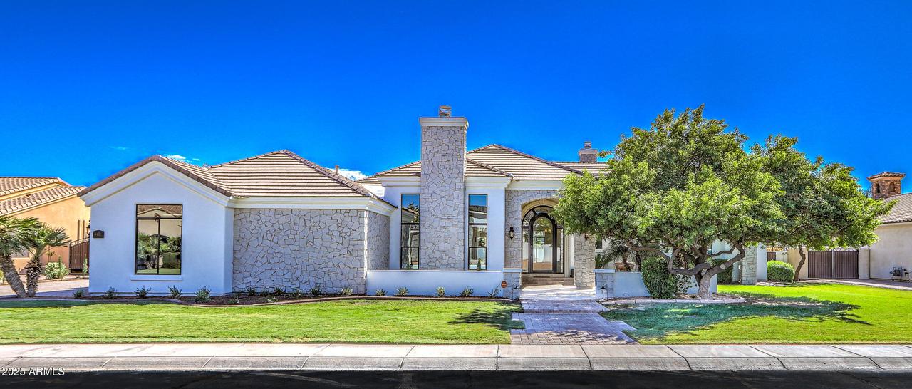 4401 E Taurus Pl., Chandler, AZ 85249