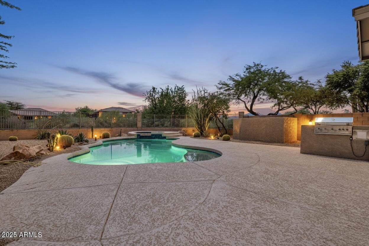 5209 E Sierra Sunset Tr., Cave Creek, AZ 85331