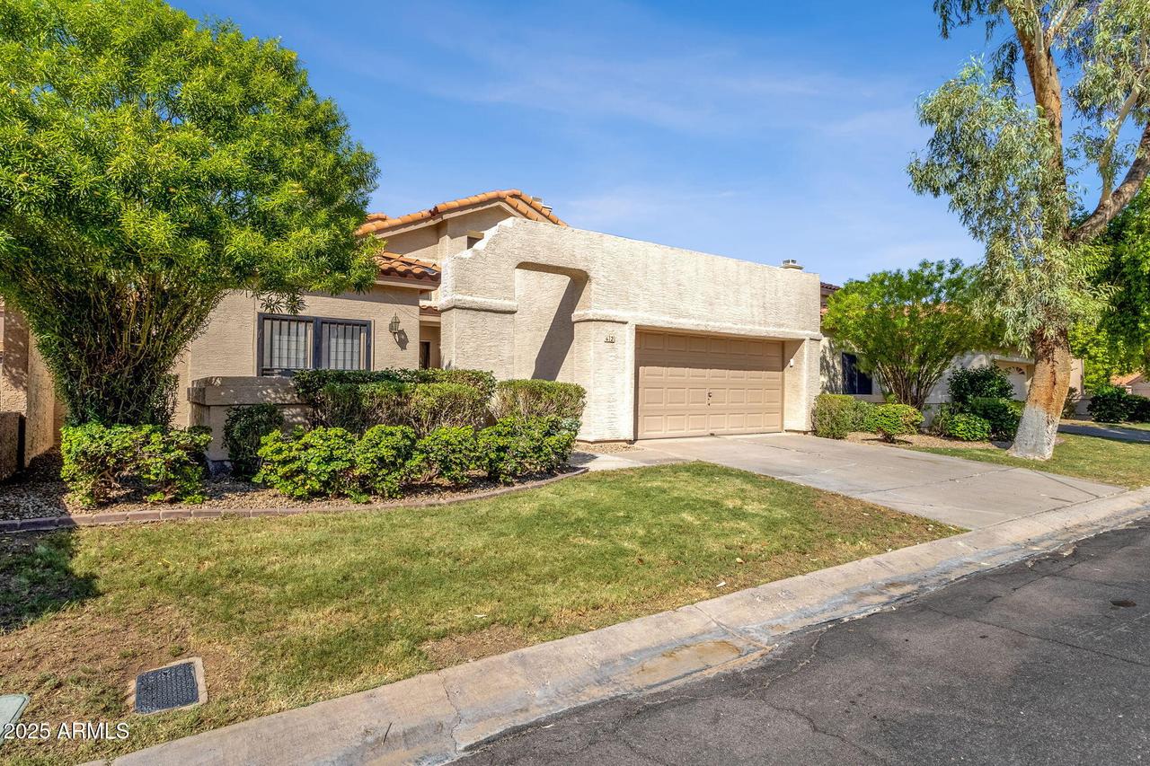 62 E Ranch Rd., Tempe, AZ 85284