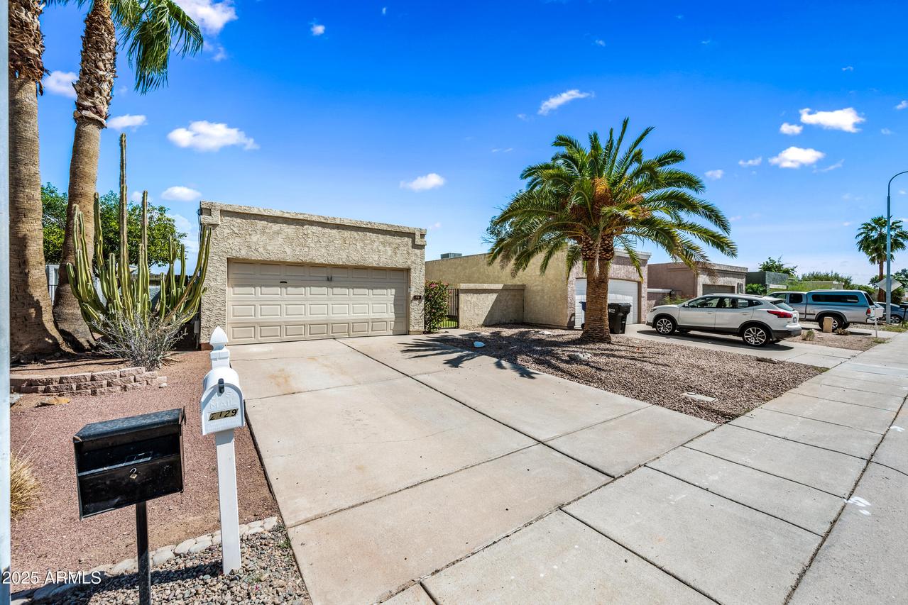 2129 N Villas Ln., Chandler, AZ 85224
