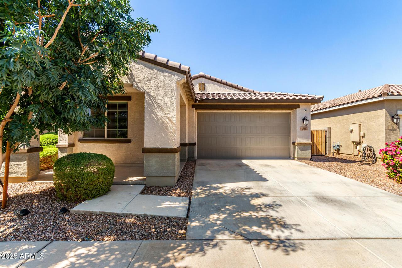 5660 N 109th Ave., Phoenix, AZ 85037