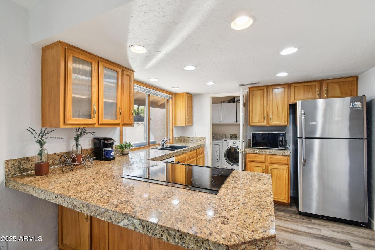 4530 W Continental Dr., Glendale, AZ 85308