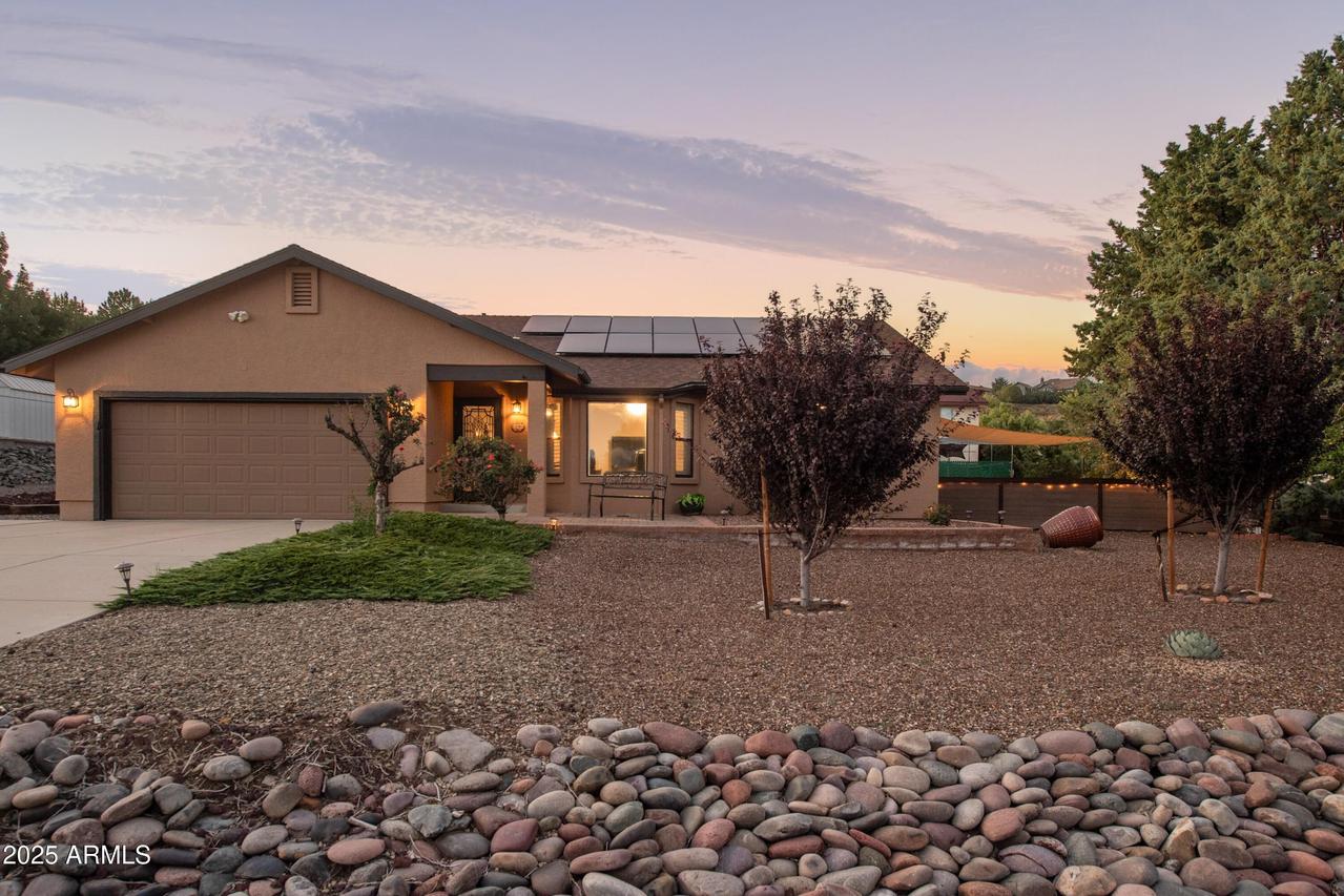 10784 E Oxbow Dr., Dewey, AZ 86327