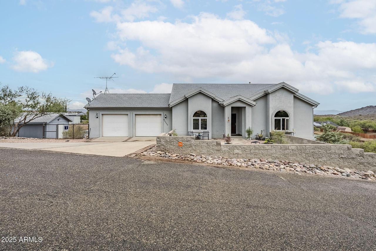 17862 E Hummingbird Ln., Mayer, AZ 86333