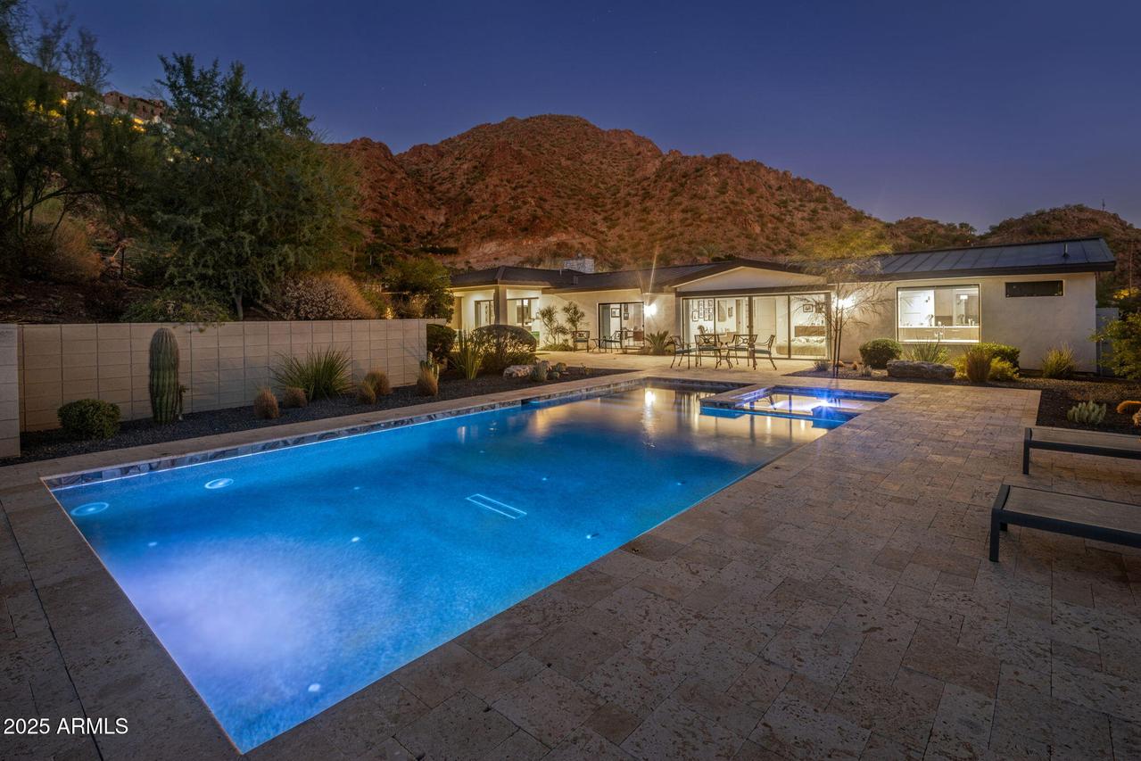 4949 E Grandview Ln., Phoenix, AZ 85018