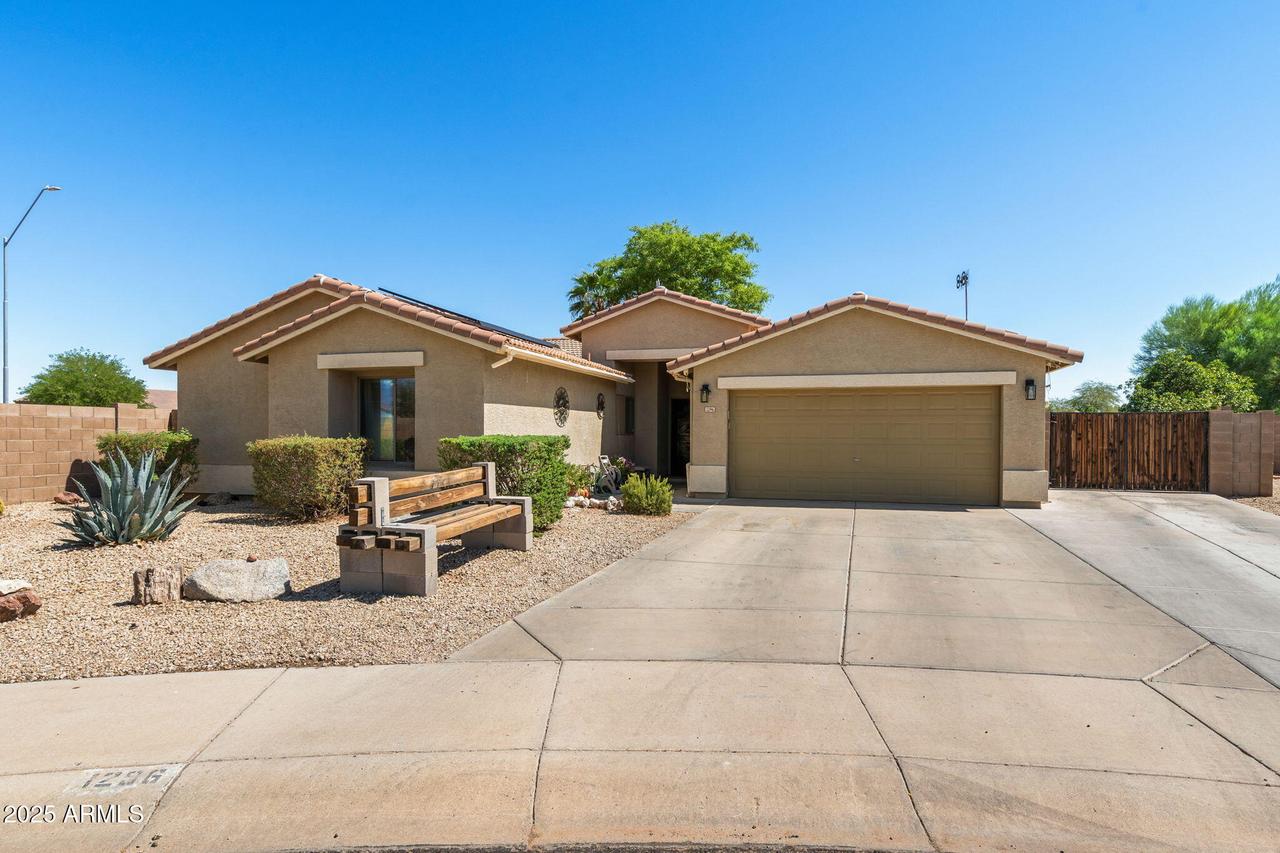 1296 N Elizabeth Ct., Casa Grande, AZ 85122
