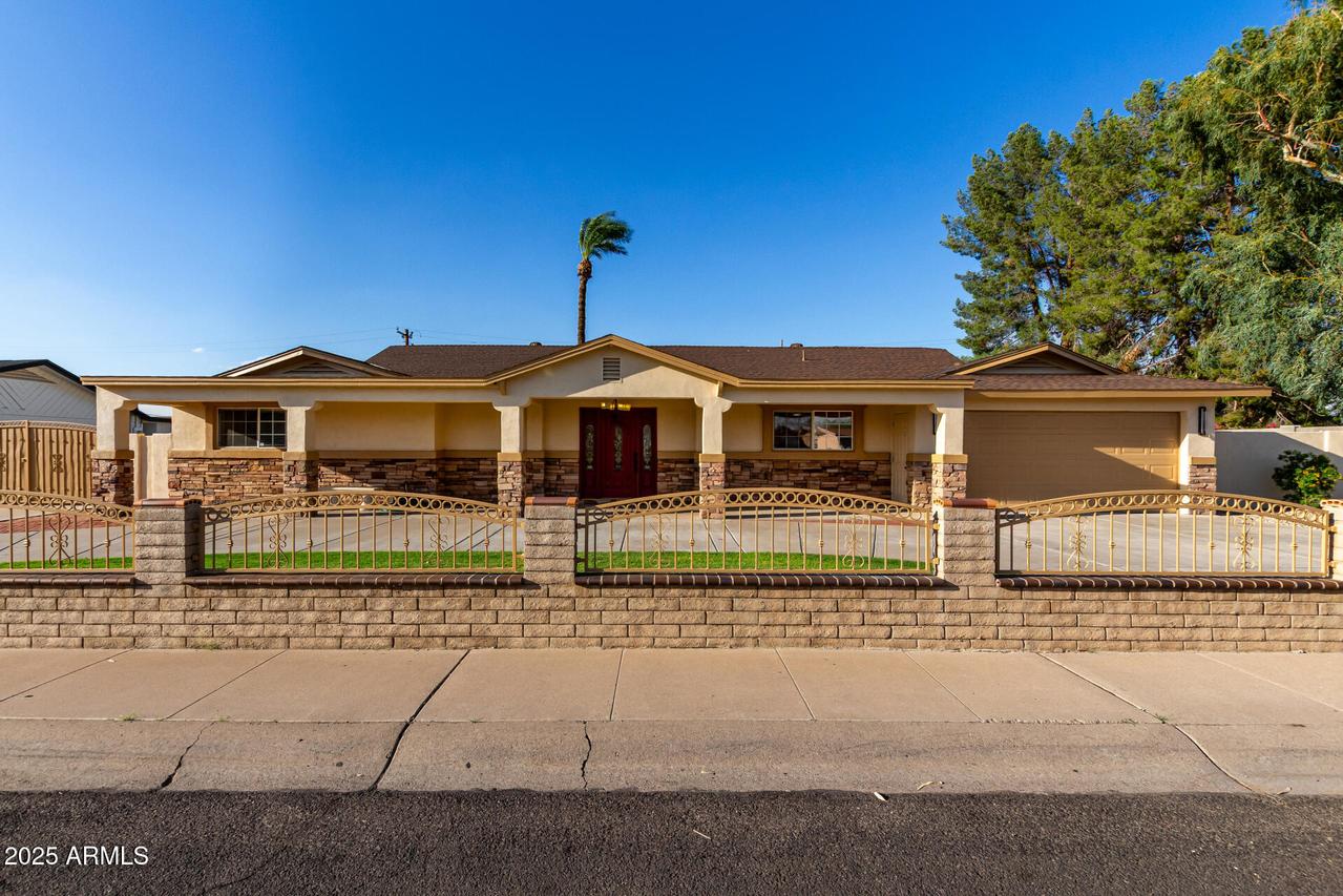5518 W Belmont Ave., Glendale, AZ 85301
