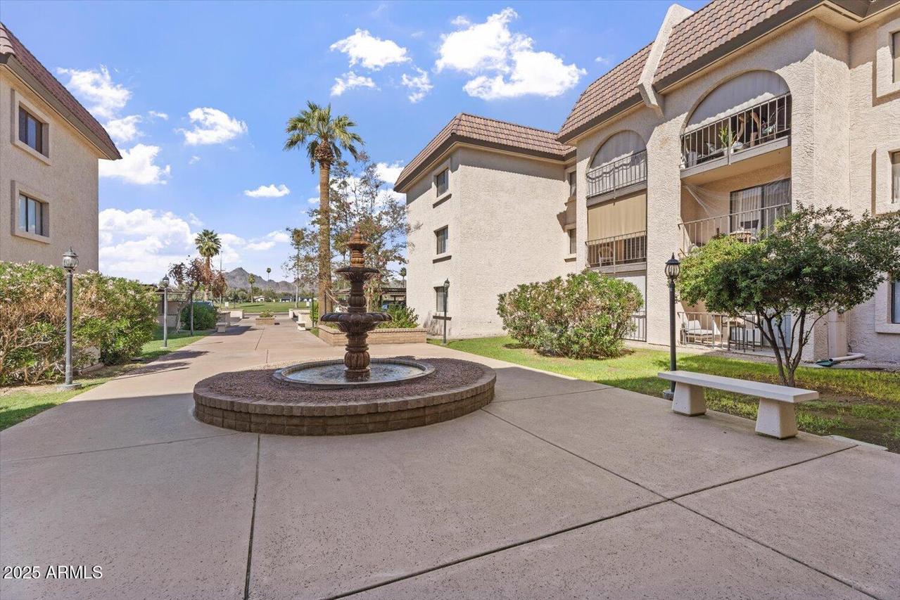 3033 E Devonshire Ave. #2003, Phoenix, AZ 85016