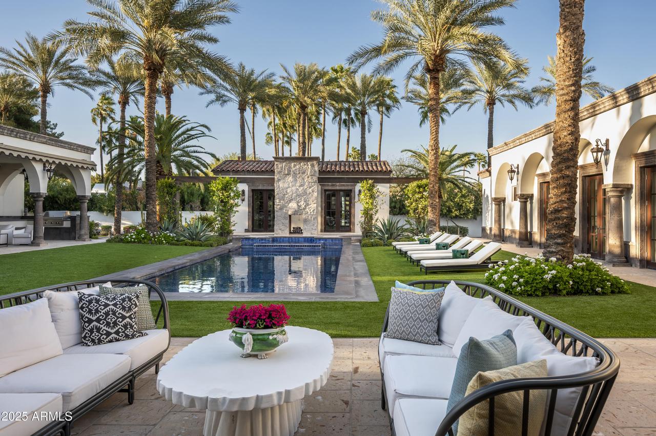 6684 E Cactus Wren Rd., Paradise Valley, AZ 85253