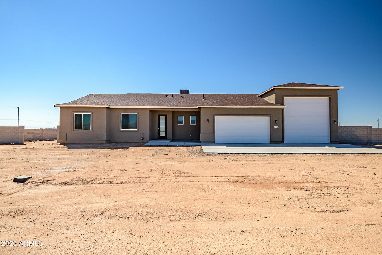 25113 W Lowden Rd., Wittmann, AZ 85361
