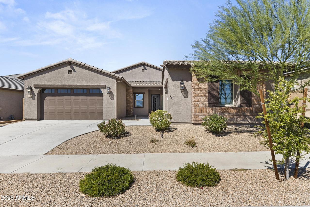 32634 N 21st Ln., Phoenix, AZ 85085