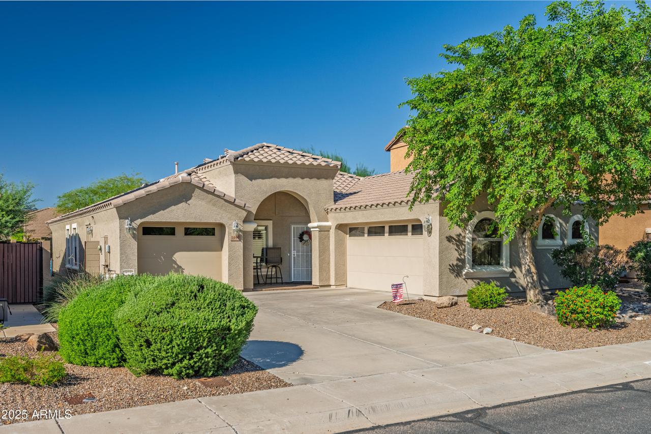 2519 E Rustling Oaks Ln., Phoenix, AZ 85024
