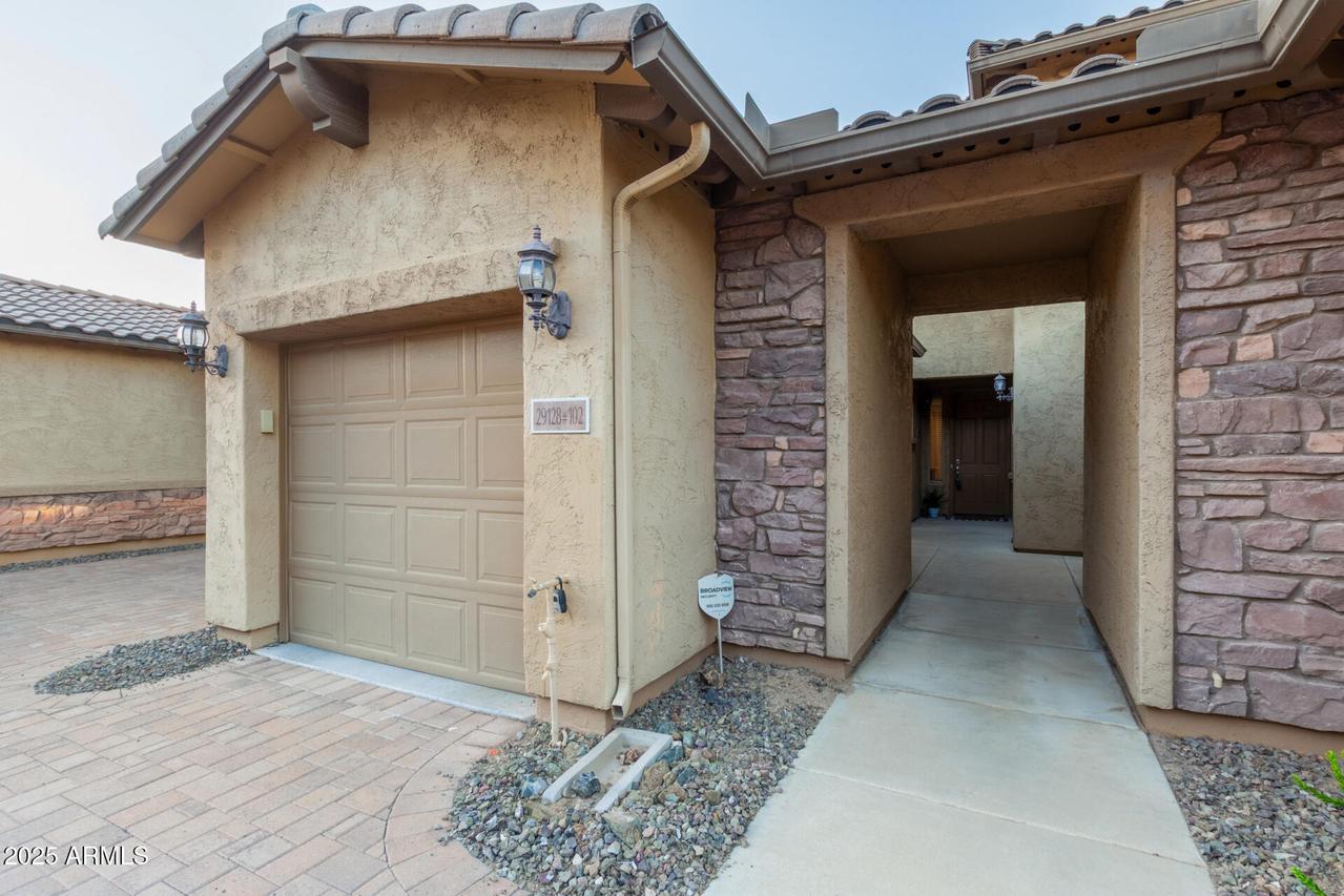 29128 N 22nd Ave. #102, Phoenix, AZ 85085