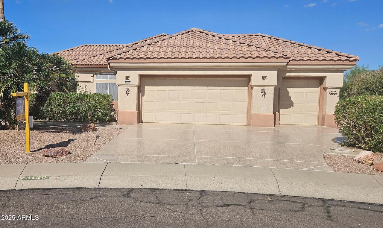 23120 N Drifter Way, Sun City West, AZ 85375