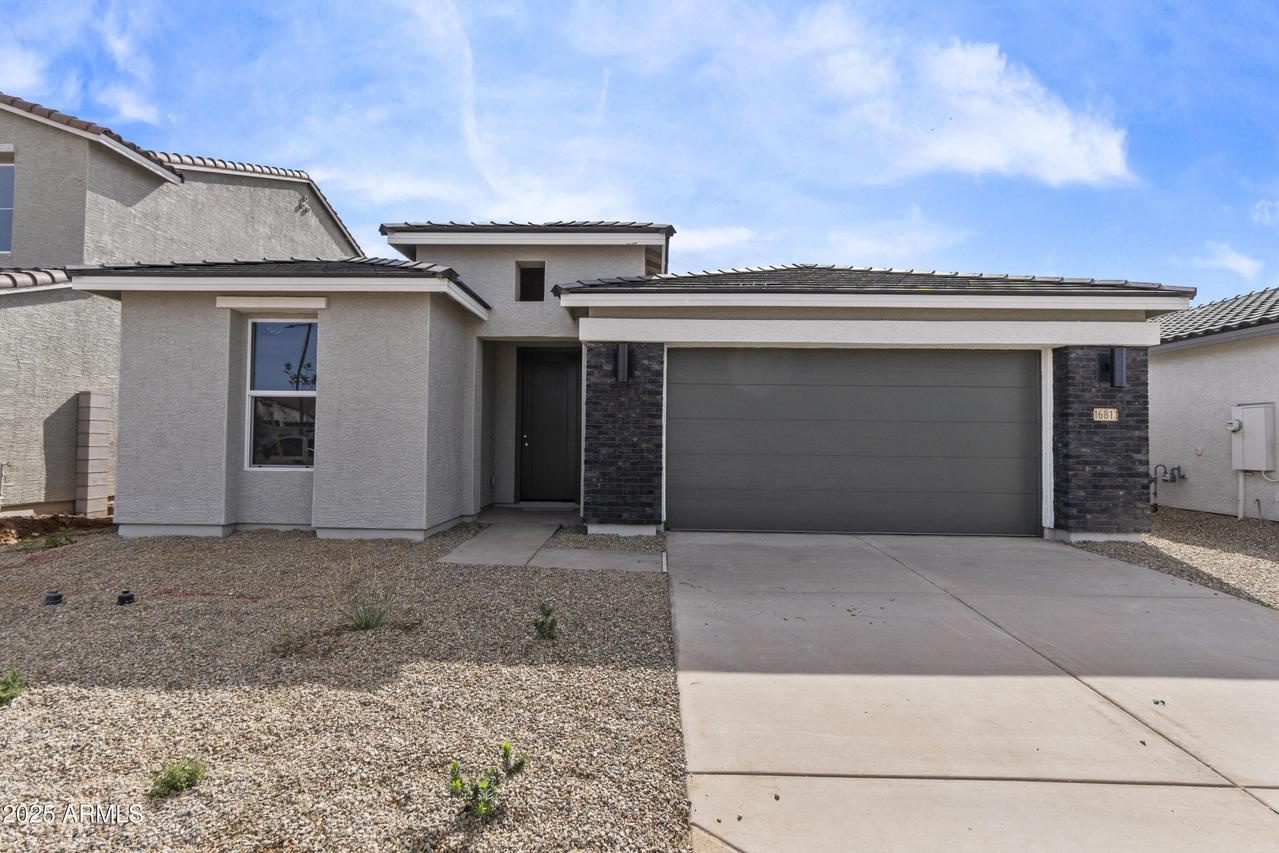 16811 W Cavedale Dr., Surprise, AZ 85387