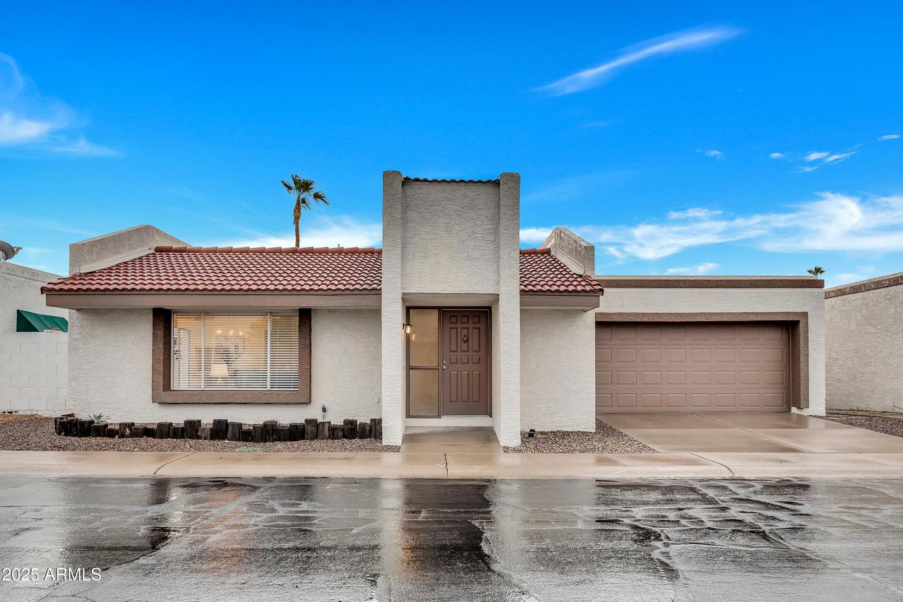 931 E Villa Rita Dr., Phoenix, AZ 85022
