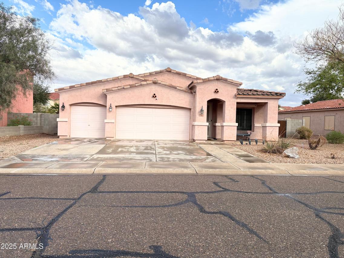 56 N Southfork Dr., Casa Grande, AZ 85122