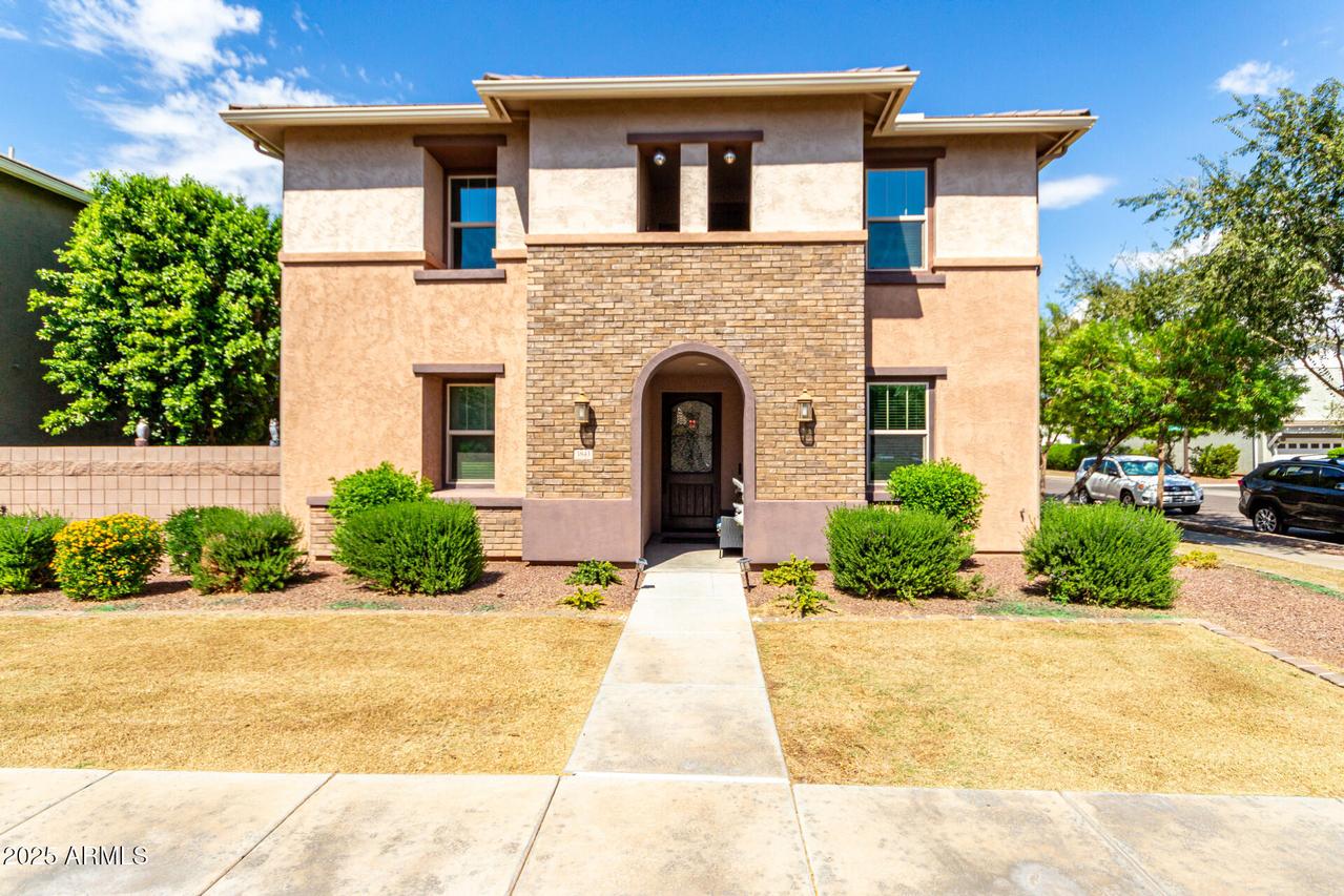 3843 E Gideon Way, Gilbert, AZ 85296