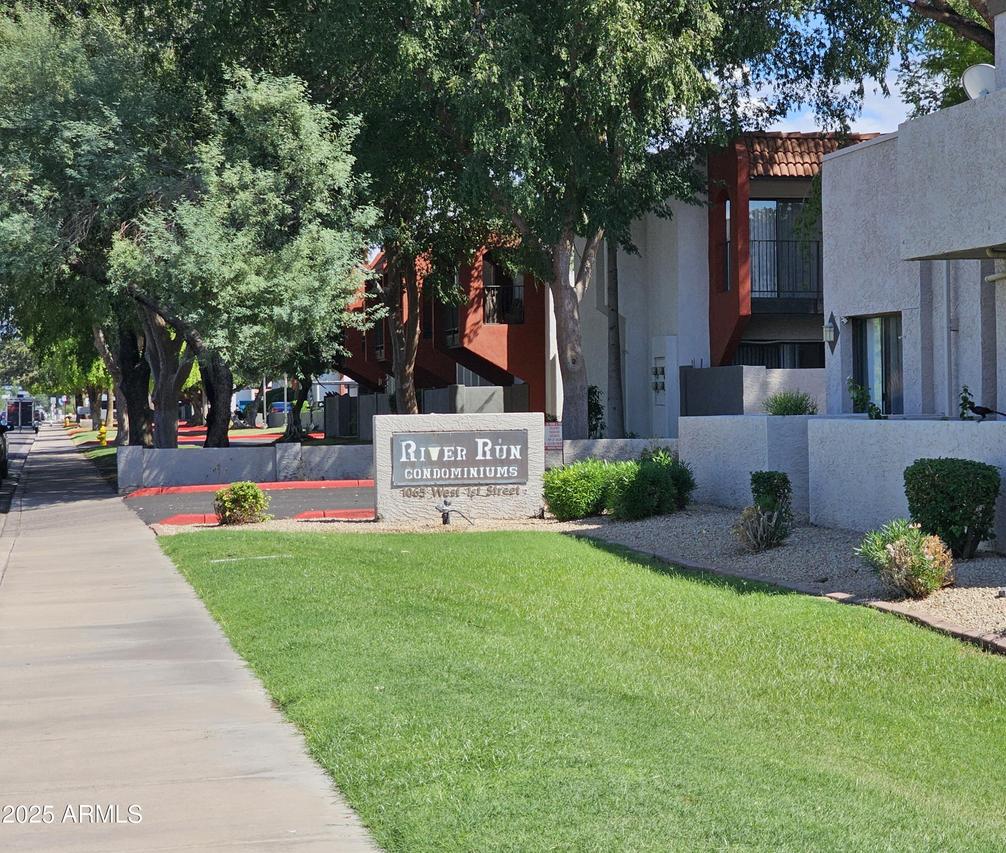 1065 W 1st St. #106, Tempe, AZ 85281