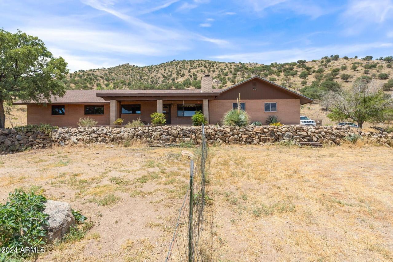 3894 E Mountain Vista Rd., Hereford, AZ 85615