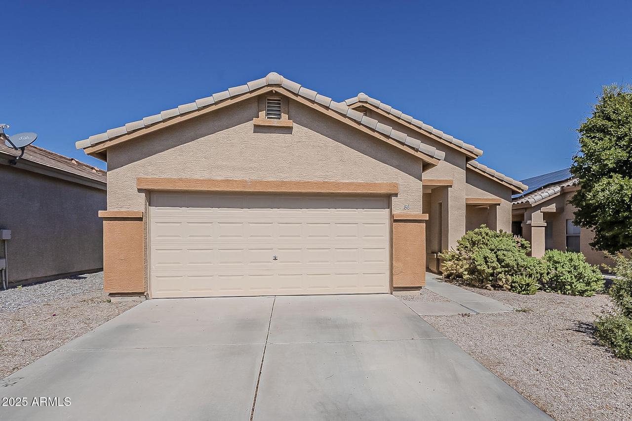 86 6th Ave., Buckeye, AZ 85326