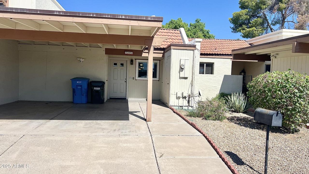2432 W Eugie Ave., Phoenix, AZ 85029