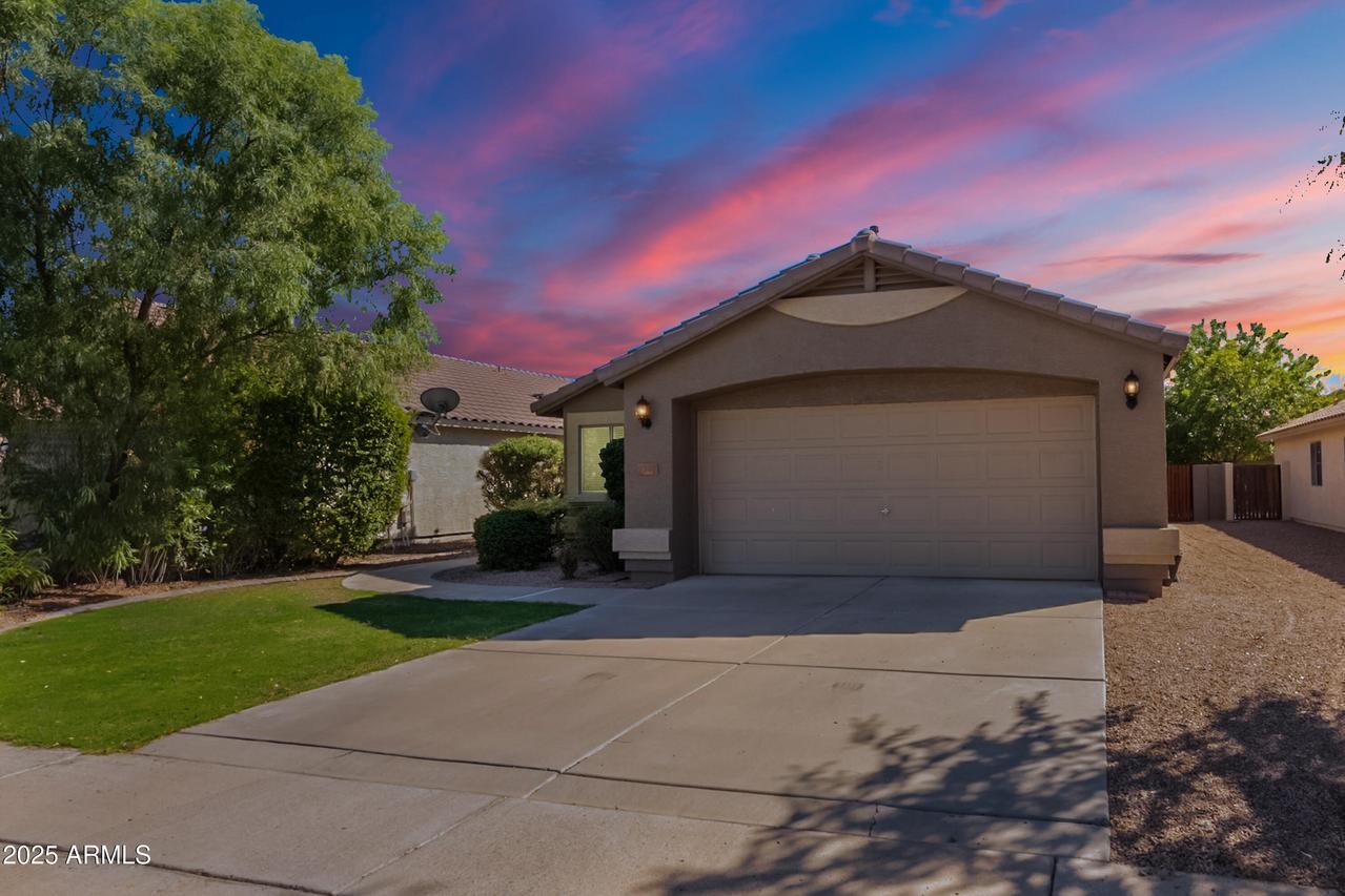 9347 E Nopal Ave., Mesa, AZ 85209