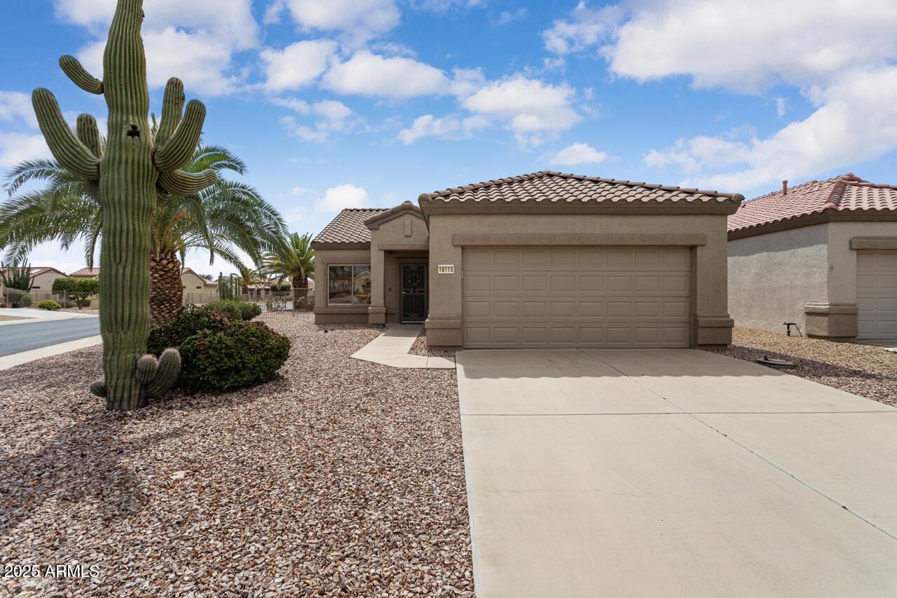 16115 W Acacia Ct., Surprise, AZ 85374