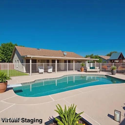 5201 N 85th Ave., Glendale, AZ 85305