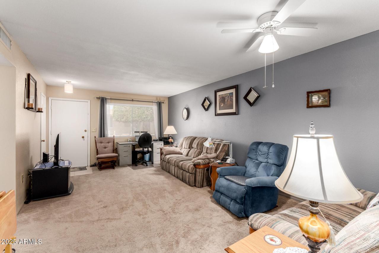10885 W Santa Fe Dr., Sun City, AZ 85351