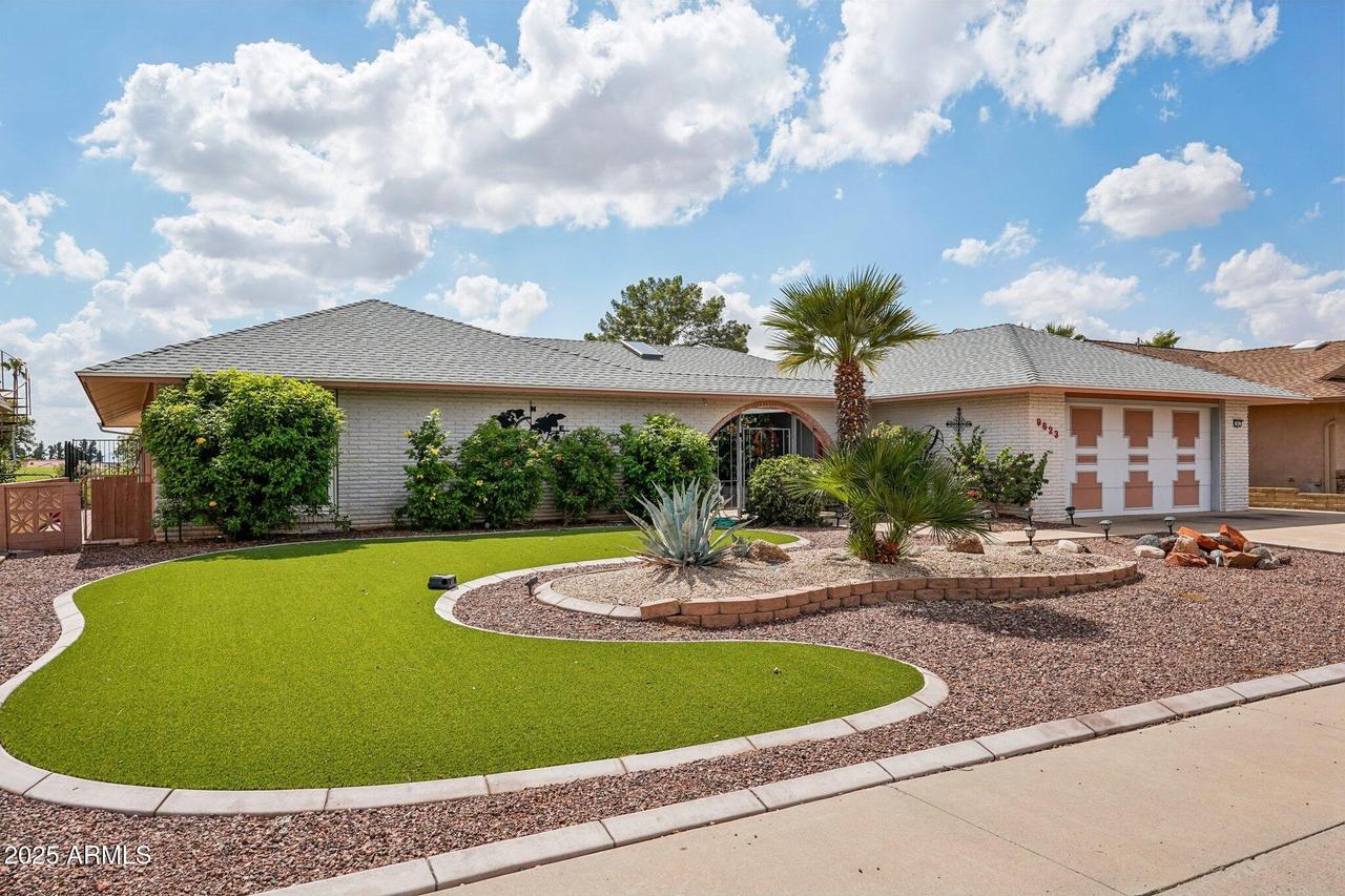 9623 W Country Club Dr., Sun City, AZ 85373