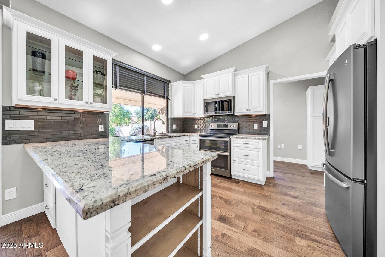 9551 W Sierra Pinta Dr., Peoria, AZ 85382