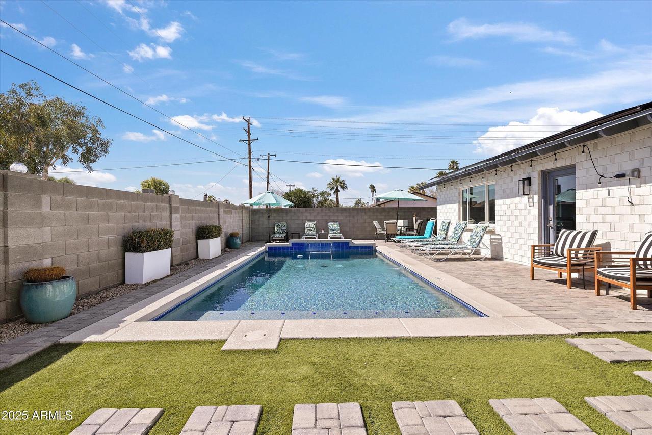 8201 E Piccadilly Rd., Scottsdale, AZ 85251