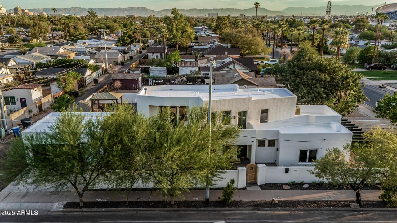 2257 N 16th Ave., Phoenix, AZ 85007