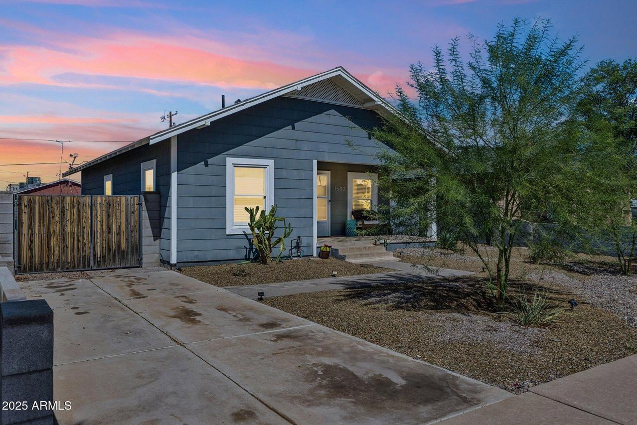 1502 E Garfield St., Phoenix, AZ 85006