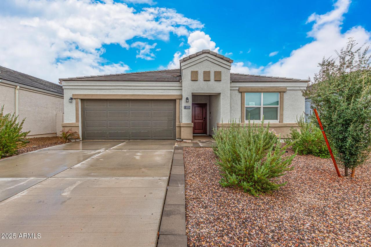 5223 E Diatomite Dr., San Tan Valley, AZ 85143