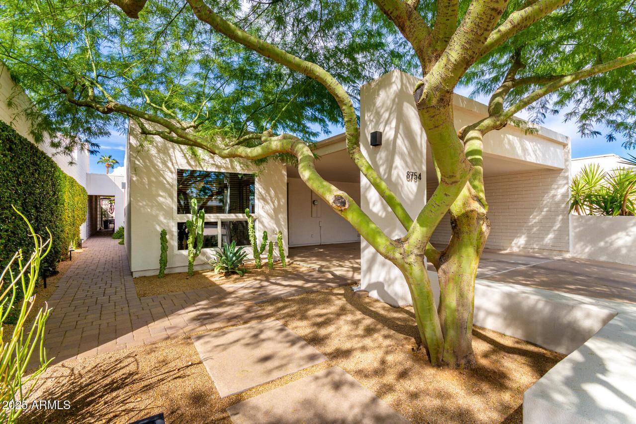 8754 E Via De Sereno, Scottsdale, AZ 85258