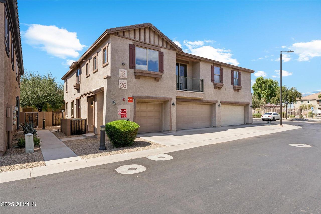 1458 N 80th Ln., Phoenix, AZ 85043