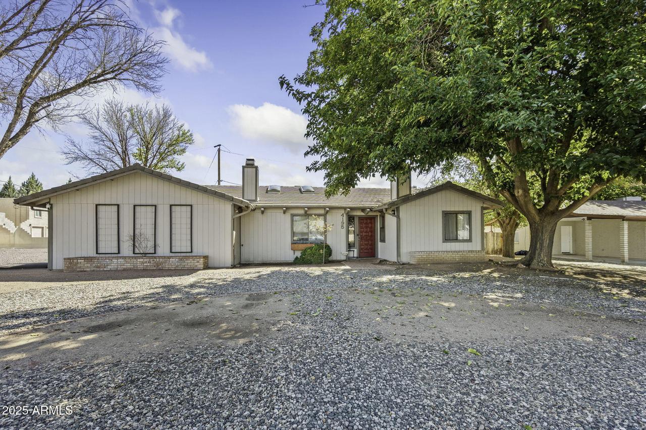 4195 E Valley Ln., Rimrock, AZ 86335