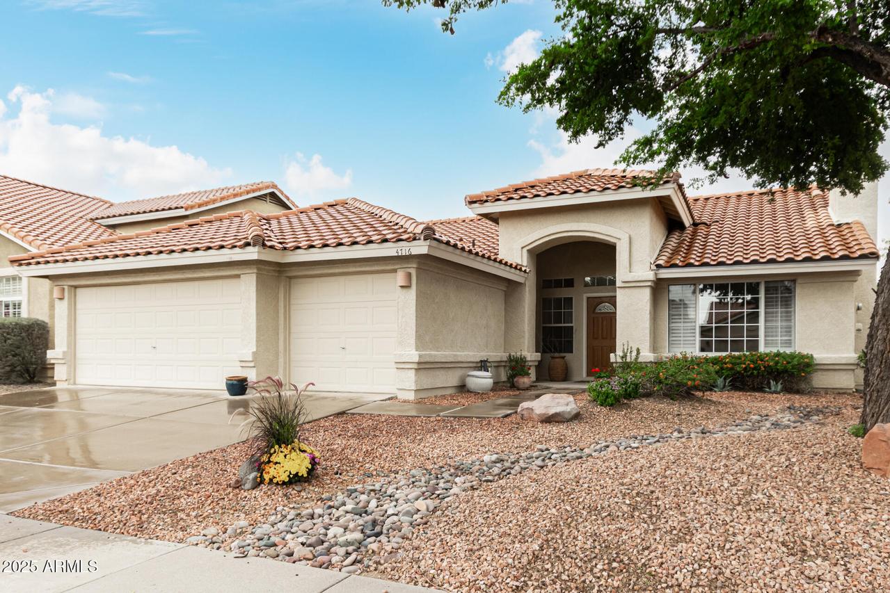 4716 E Villa Maria Dr., Phoenix, AZ 85032
