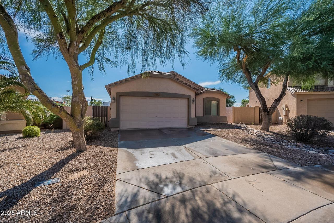 19443 N Madison Rd., Maricopa, AZ 85139
