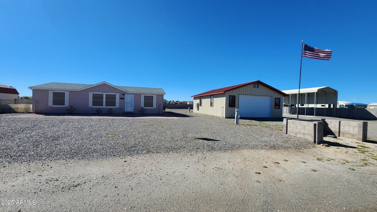 66774 Ocotillo Ln., Salome, AZ 85348